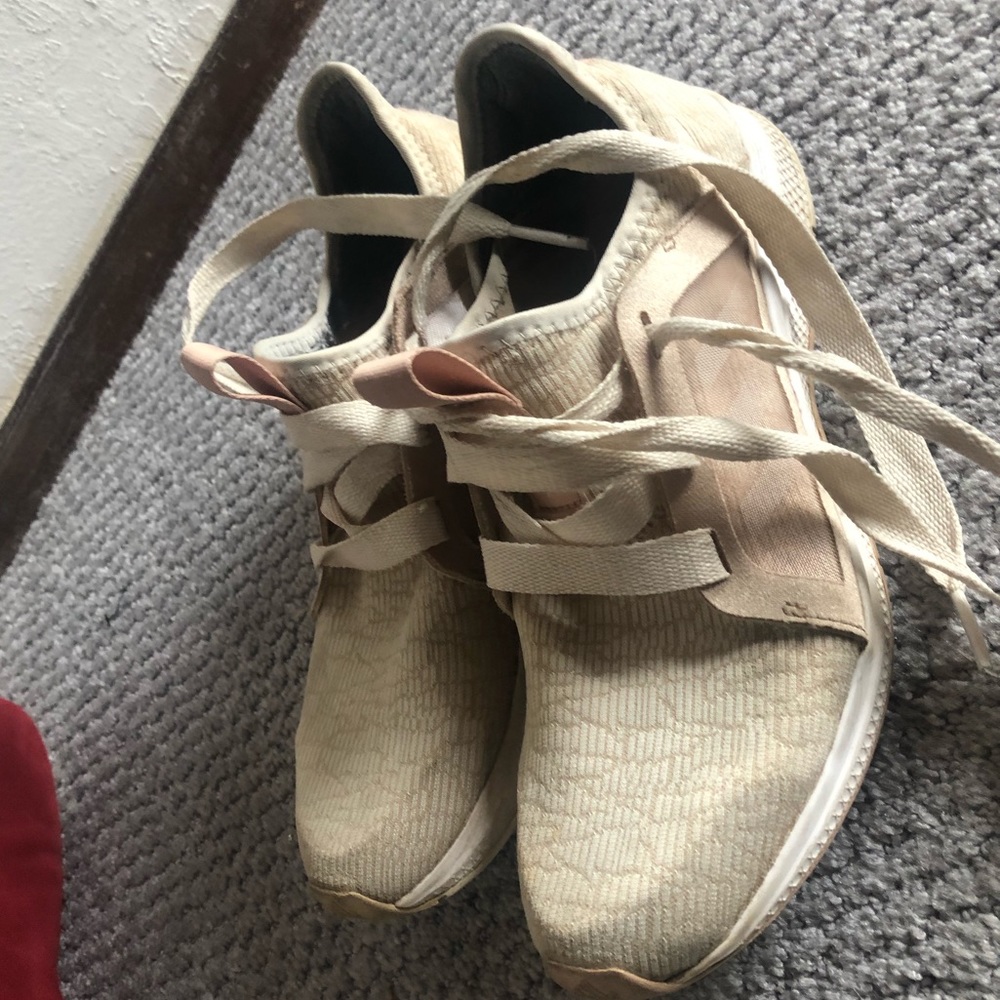 ADIDAS Edge Lux